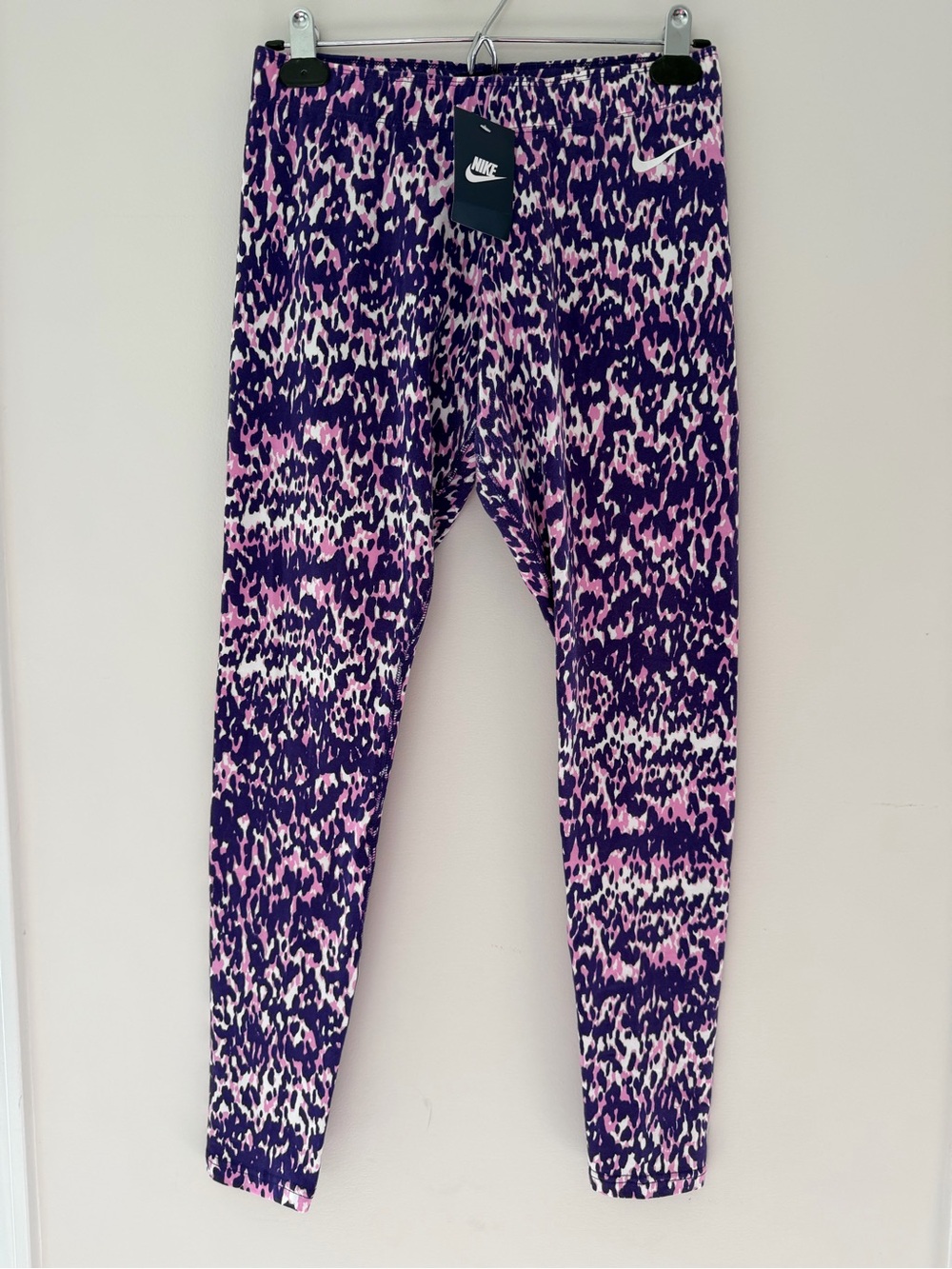 NWT Nike Workout Leggings
